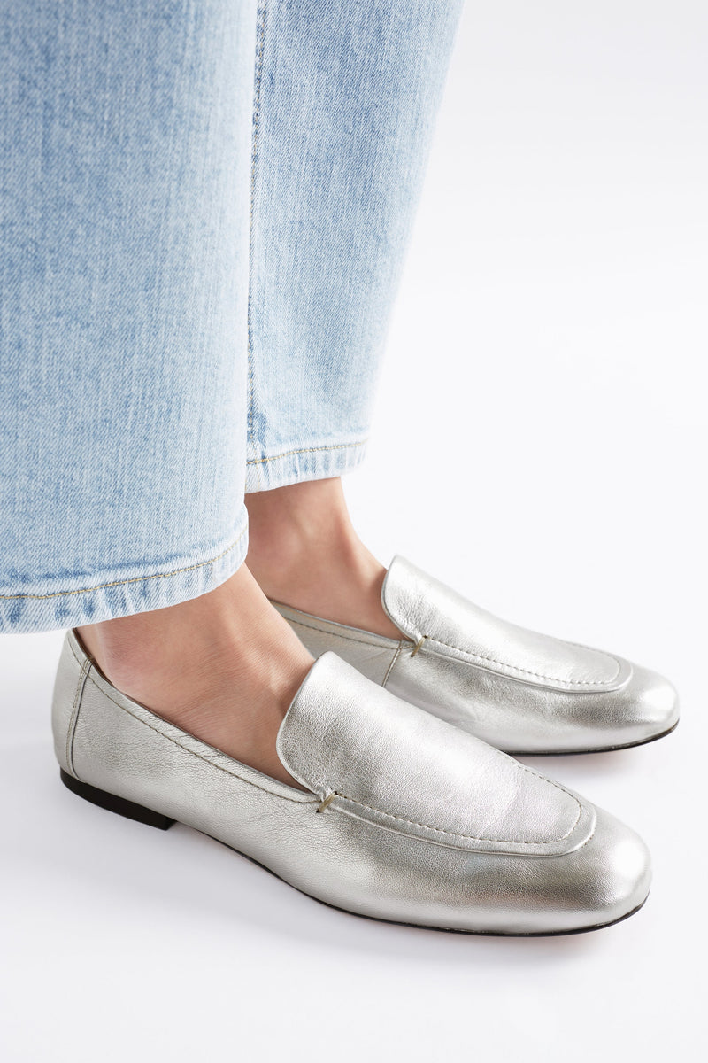 ELK Clift Loafer in Silver