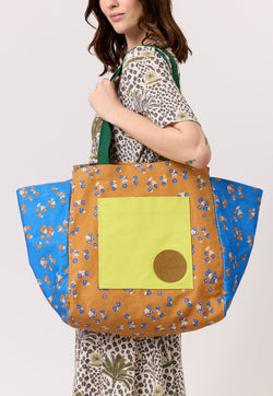 Nancybird Colourblock Carryall in Mini Flowers