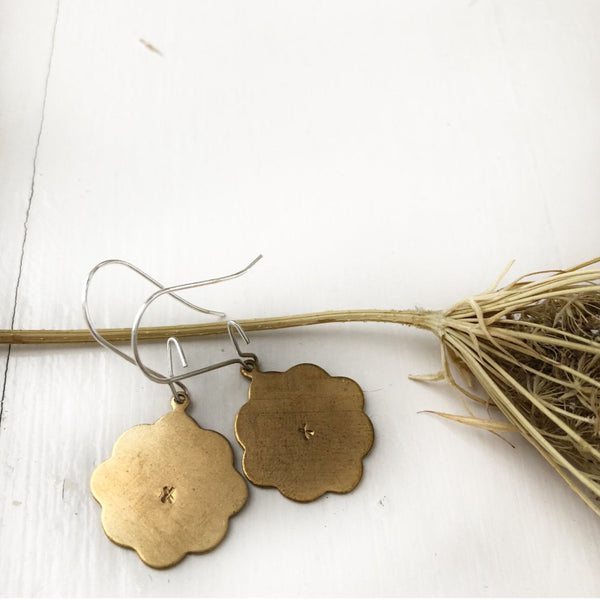 Paird Scalloped Marrakech Flower Earrings