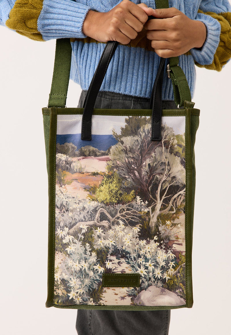 Nancybird Cabin Tote in Flannel Flower