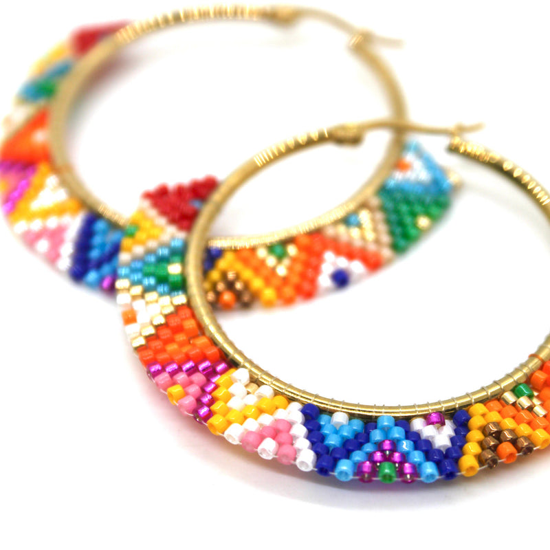 Lizou Beaded Hoop Earrings in Rainbow Geometric