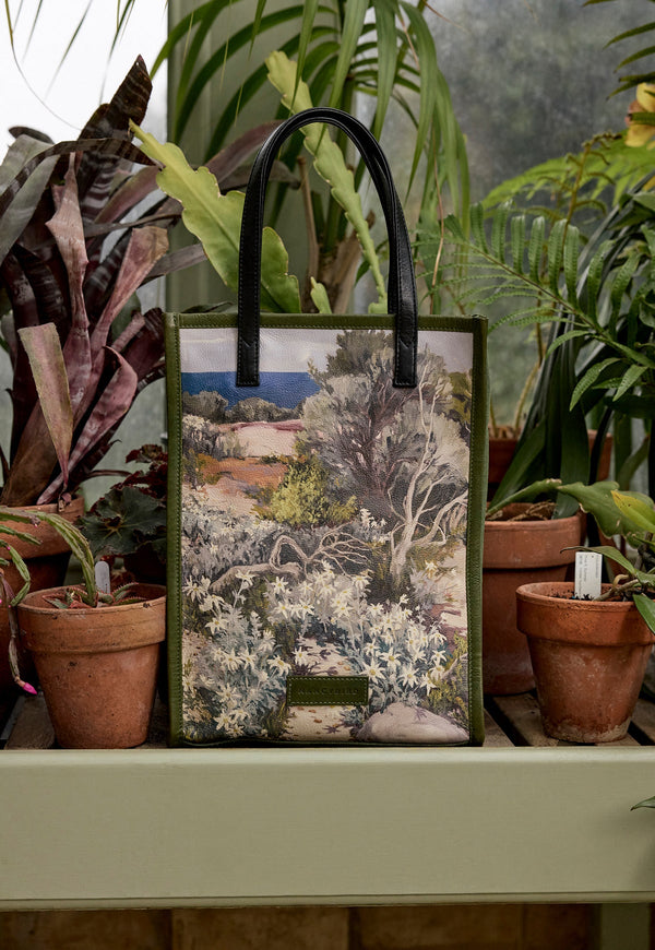 Nancybird Cabin Tote in Flannel Flower