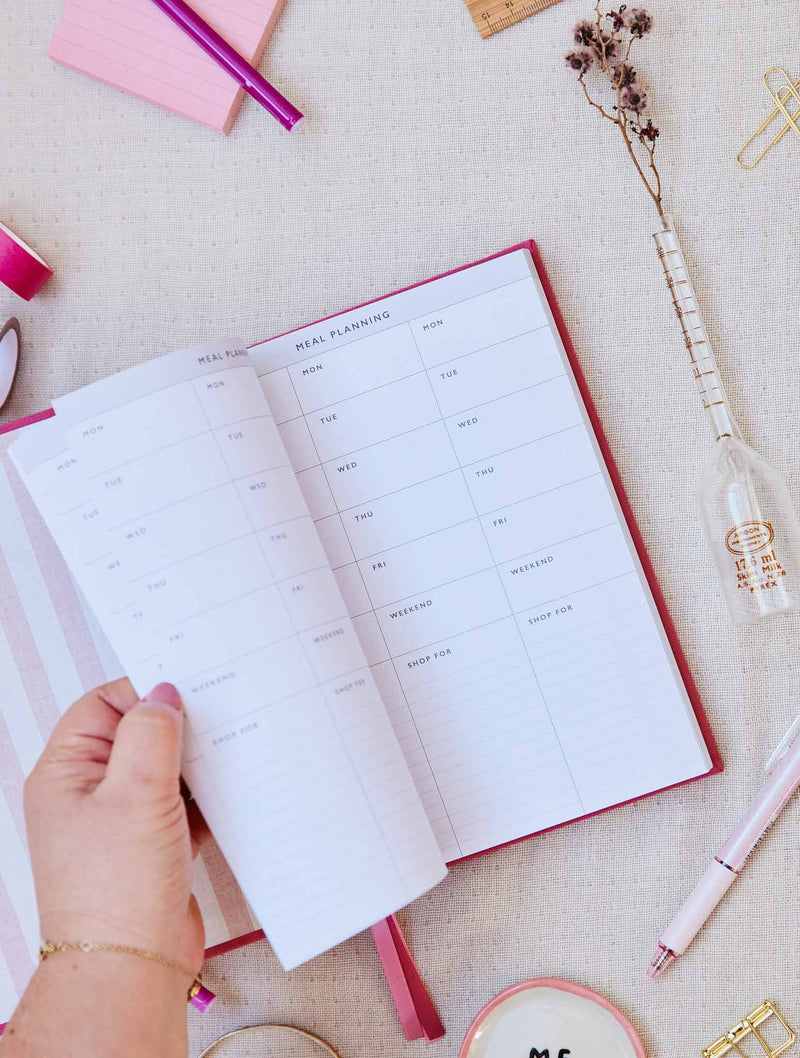 Write to Me 2025 On The Daily Planner in Fuchsia