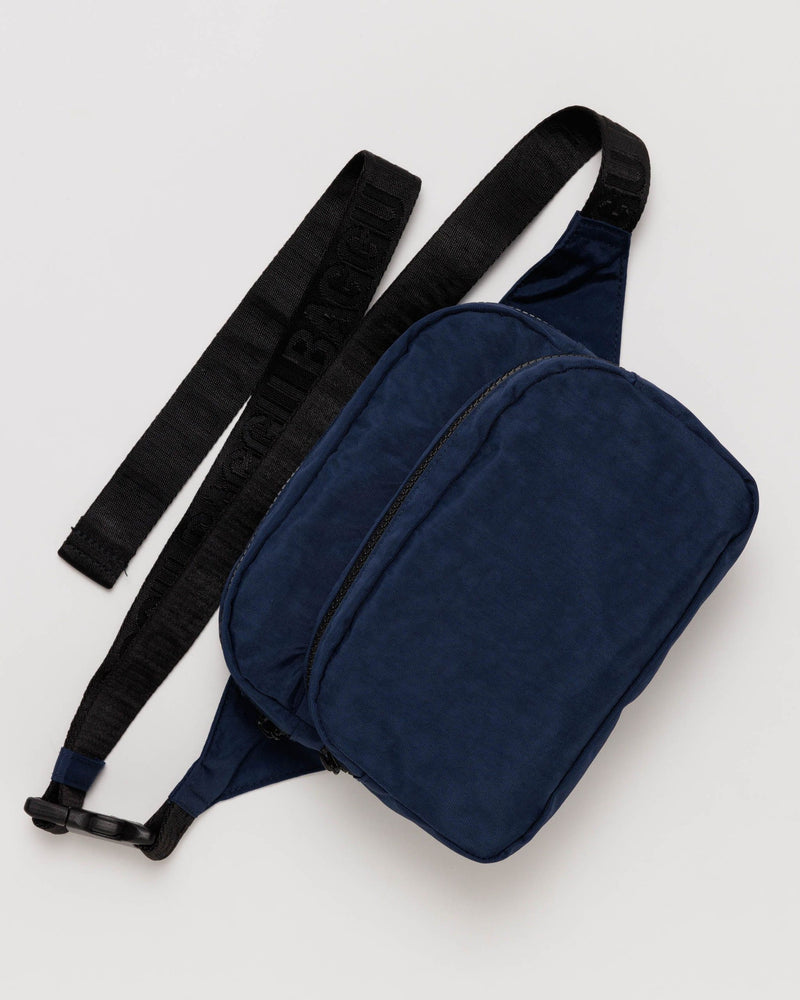 Baggu Fanny Pack in Navy