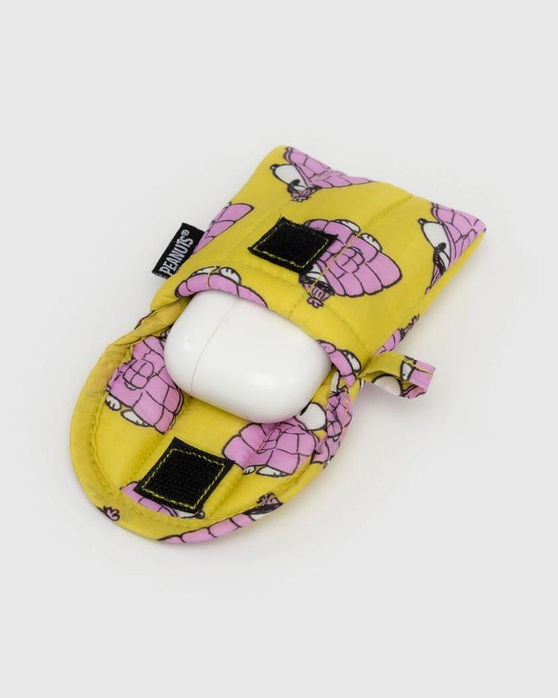 Baggu Puffy Earbuds Case in Snoopy