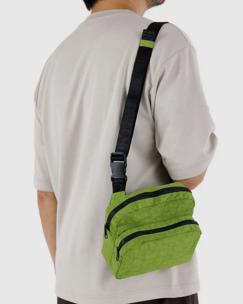 Baggu Fanny Pack Bag in Green Juice