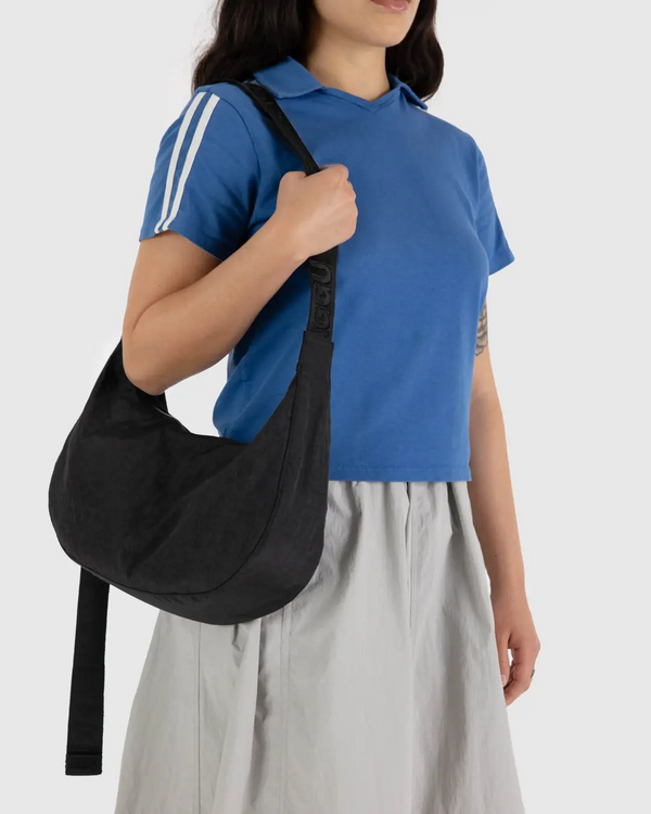 Baggu Medium Nylon Crescent Bag in Black