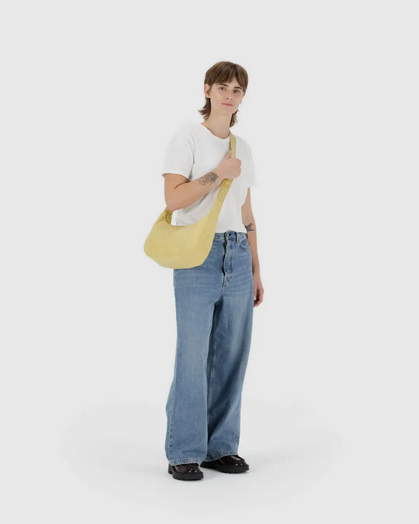 Baggu Medium Nylon Crescent Bag in Butter
