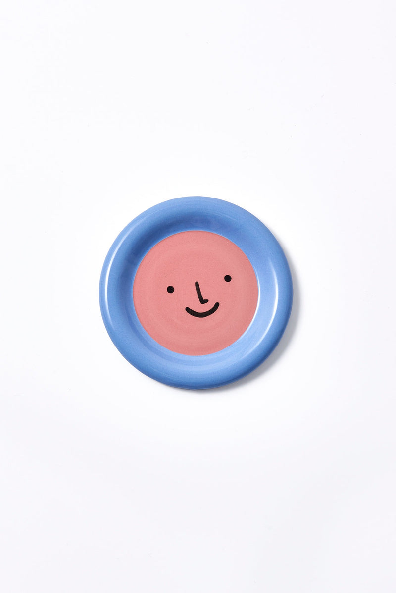 Jones and Co Smiley Plate Pink Blue