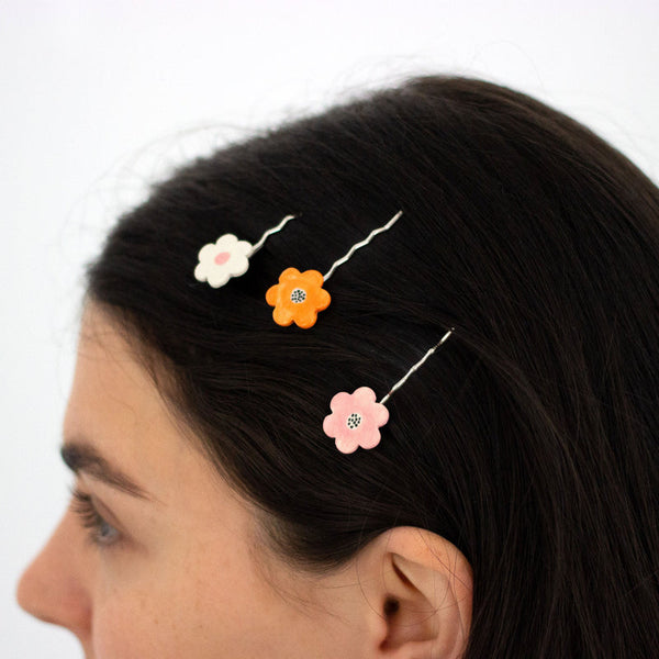 Shuh Lee Flower Hair Pin in Pink
