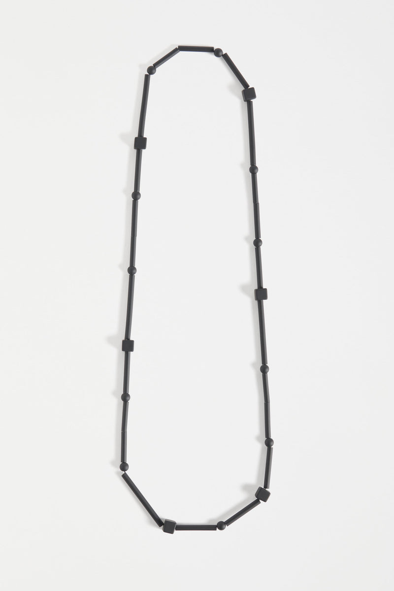 ELK Dorn Necklace in Black