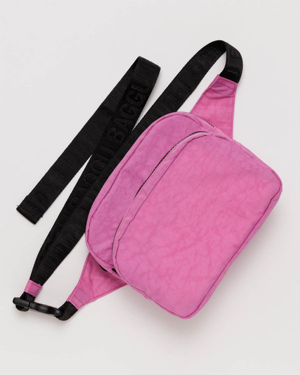 Baggu Fanny Pack Bag in Extra Pink